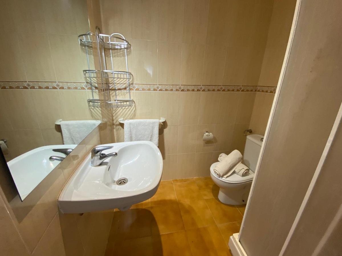 Apartamentos Rayon Du Soleil Sant Feliu de Guixols Bagian luar foto